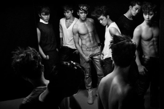 2PM выпустили видеоклип на второй заглавный трек “All Day I Think Of You”